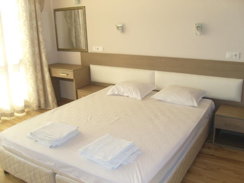 Pomorie Bay Aparthotel Δωμάτιο φωτογραφία