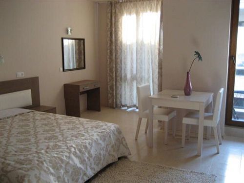 Pomorie Bay Aparthotel Εξωτερικό φωτογραφία