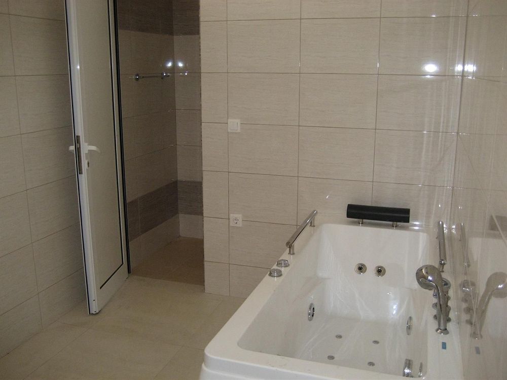 Pomorie Bay Aparthotel Εξωτερικό φωτογραφία